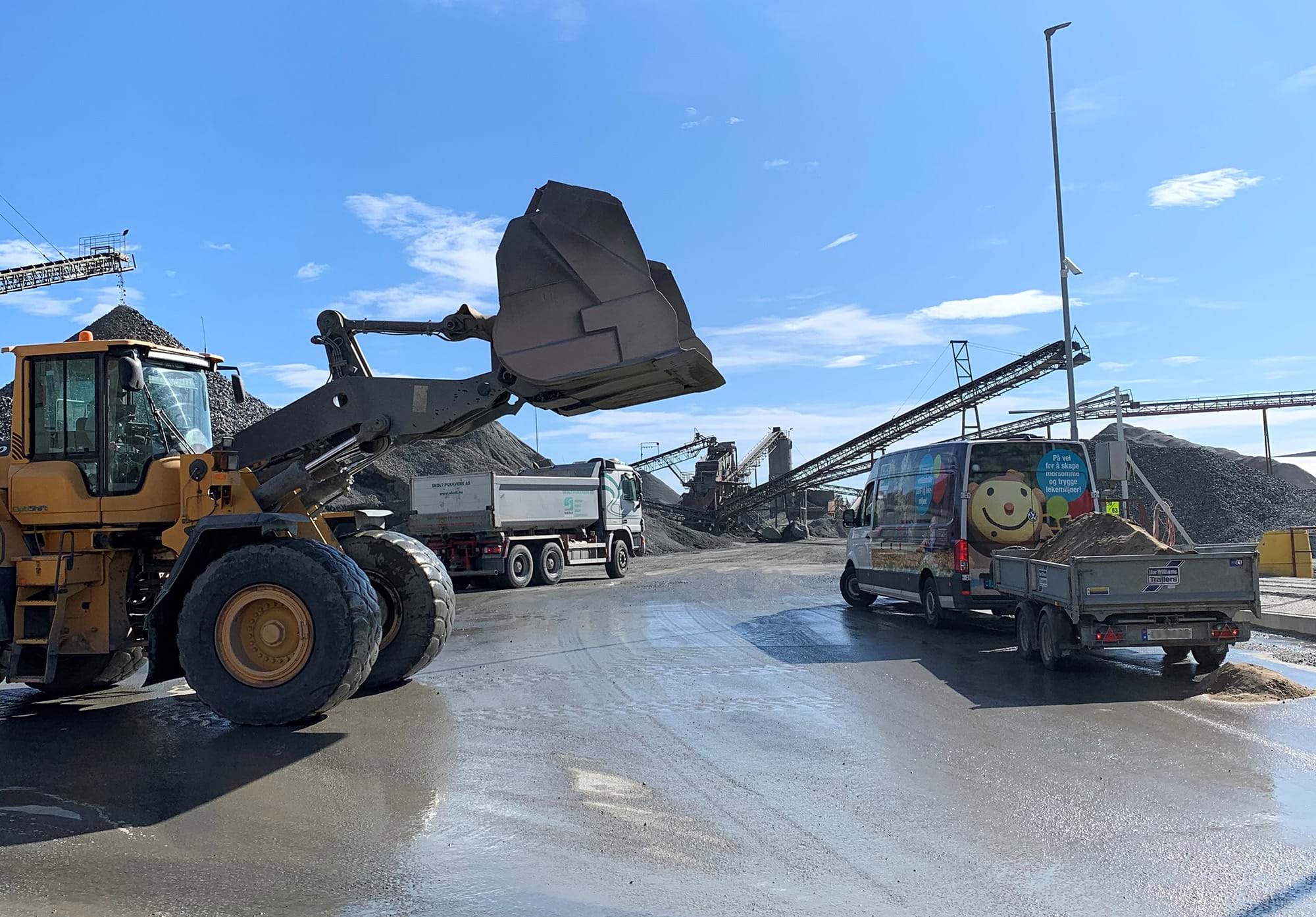 Hente masser med henger